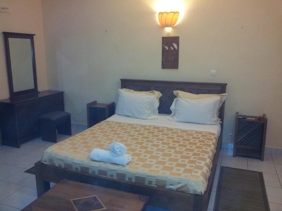 K.méléon-Hôtel Antananarivo Kültér fotó