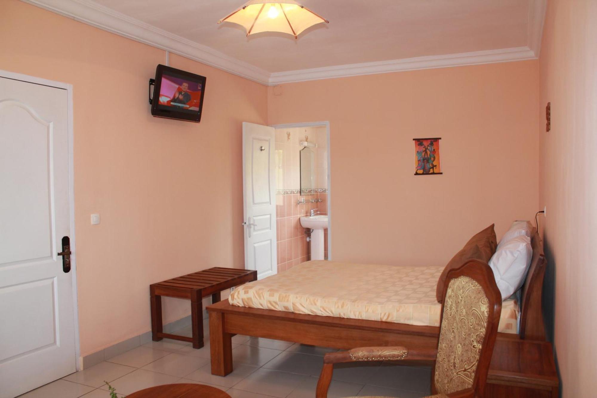 K.méléon-Hôtel Antananarivo Szoba fotó