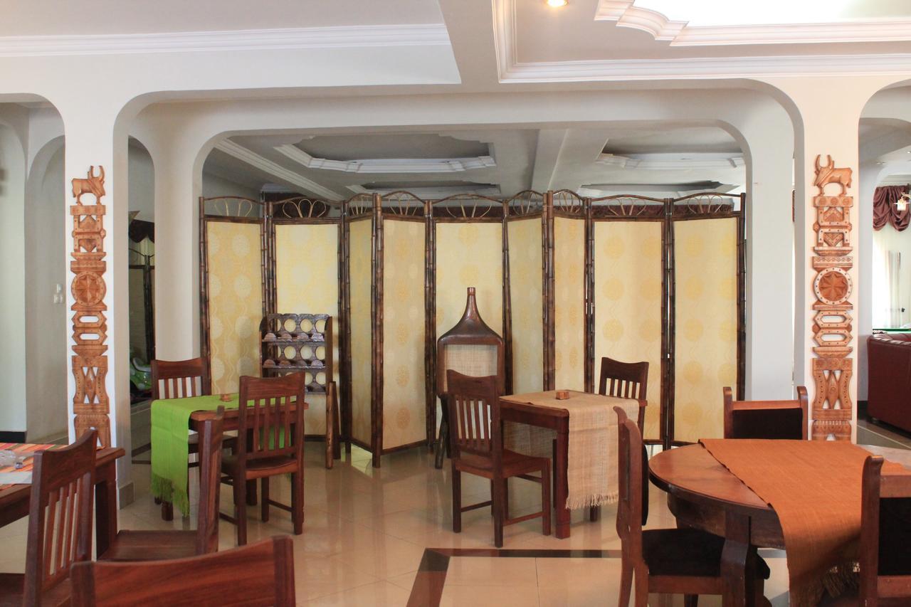 K.méléon-Hôtel Antananarivo Kültér fotó