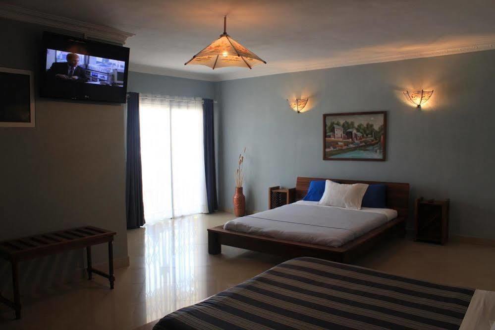 K.méléon-Hôtel Antananarivo Kültér fotó