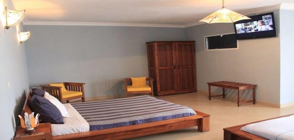 K.méléon-Hôtel Antananarivo Kültér fotó